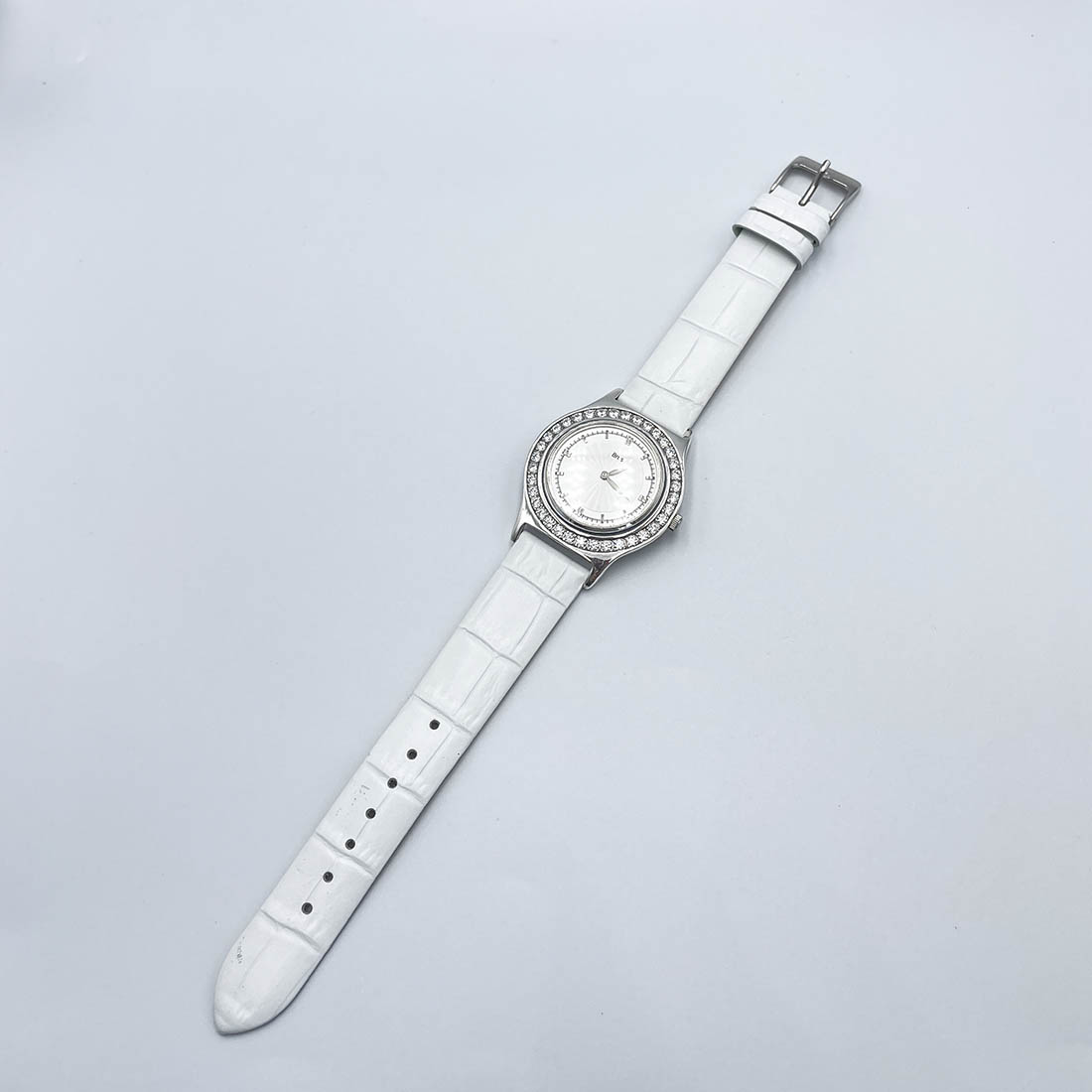 Жіночий срібний годинник 36 корпус (7110025)